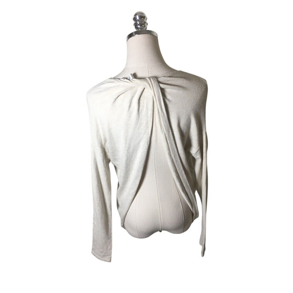 Fabletics Tops Women's Size XS White Open Back Twist Long Sleeve Round Neck